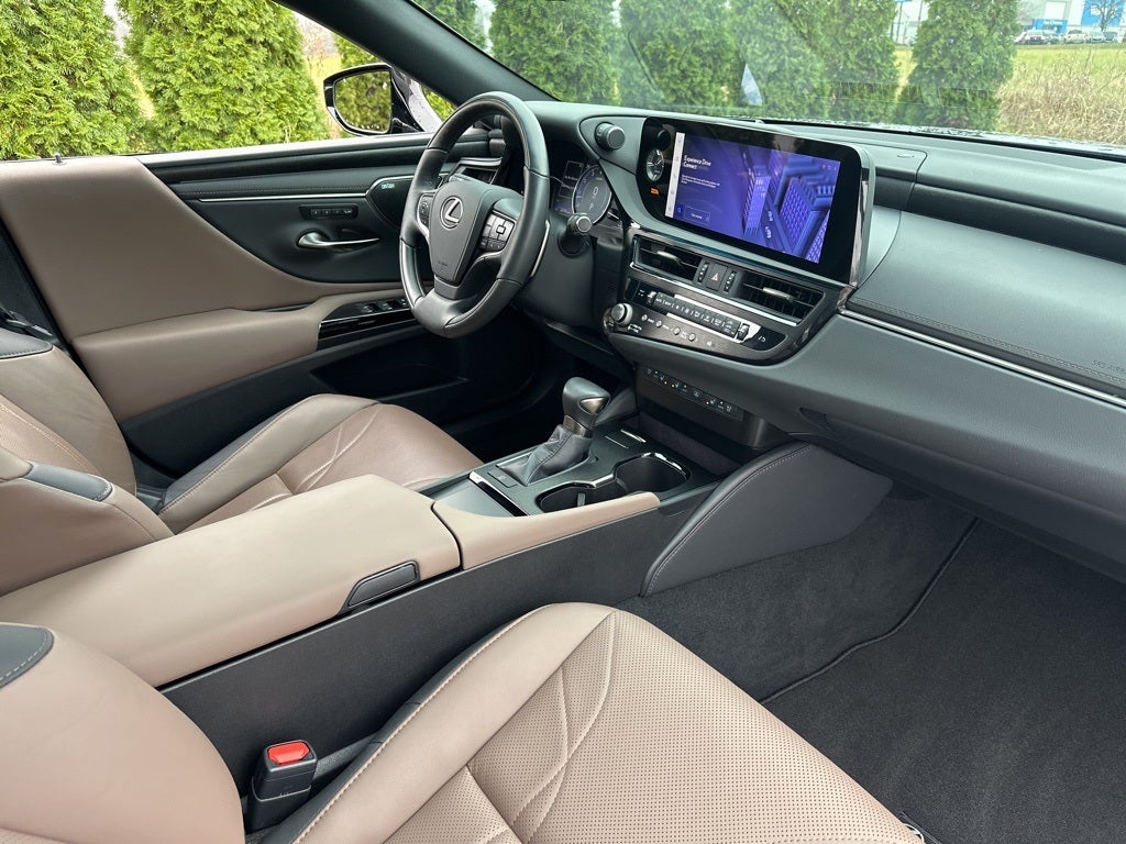 2024 Lexus ES 350 Ultra Luxury