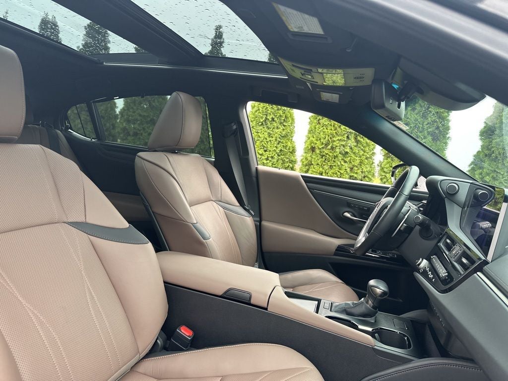 2024 Lexus ES 350 Ultra Luxury