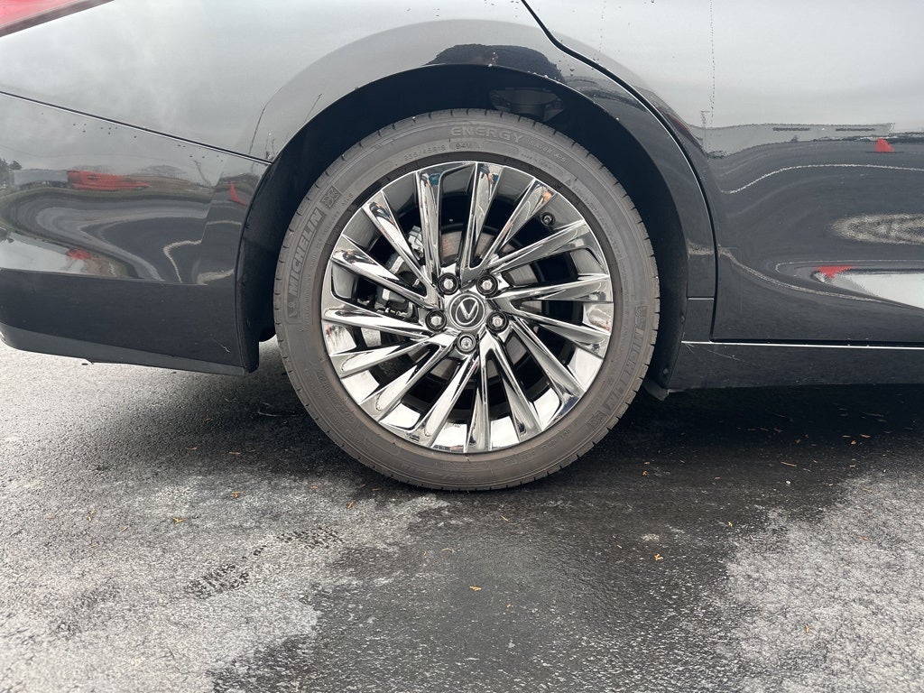 2024 Lexus ES 350 Ultra Luxury
