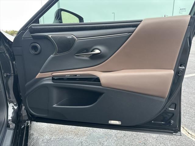 2024 Lexus ES 350 Ultra Luxury