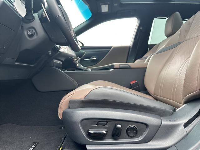 2024 Lexus ES 350 Ultra Luxury