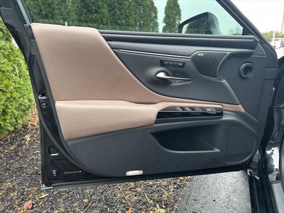 2024 Lexus ES 350 Ultra Luxury