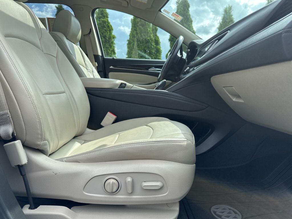 2019 Buick Enclave Essence