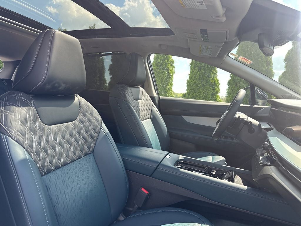 2025 Nissan Murano Platinum