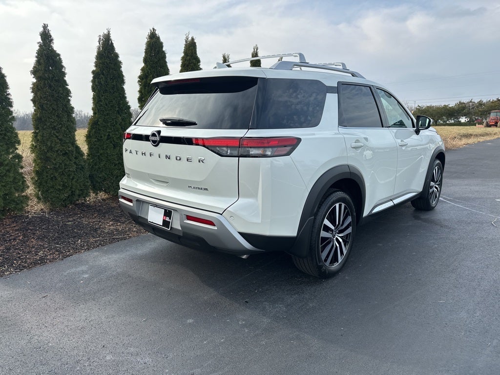 2024 Nissan Pathfinder Platinum