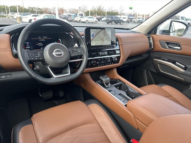 2024 Nissan Pathfinder Platinum