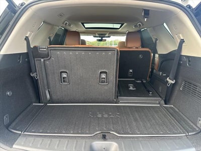 2024 Nissan Pathfinder Platinum