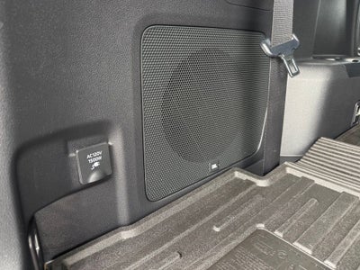2023 Toyota Highlander Hybrid Platinum