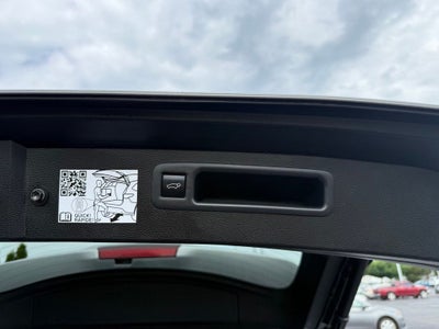 2023 Toyota Highlander Hybrid Platinum