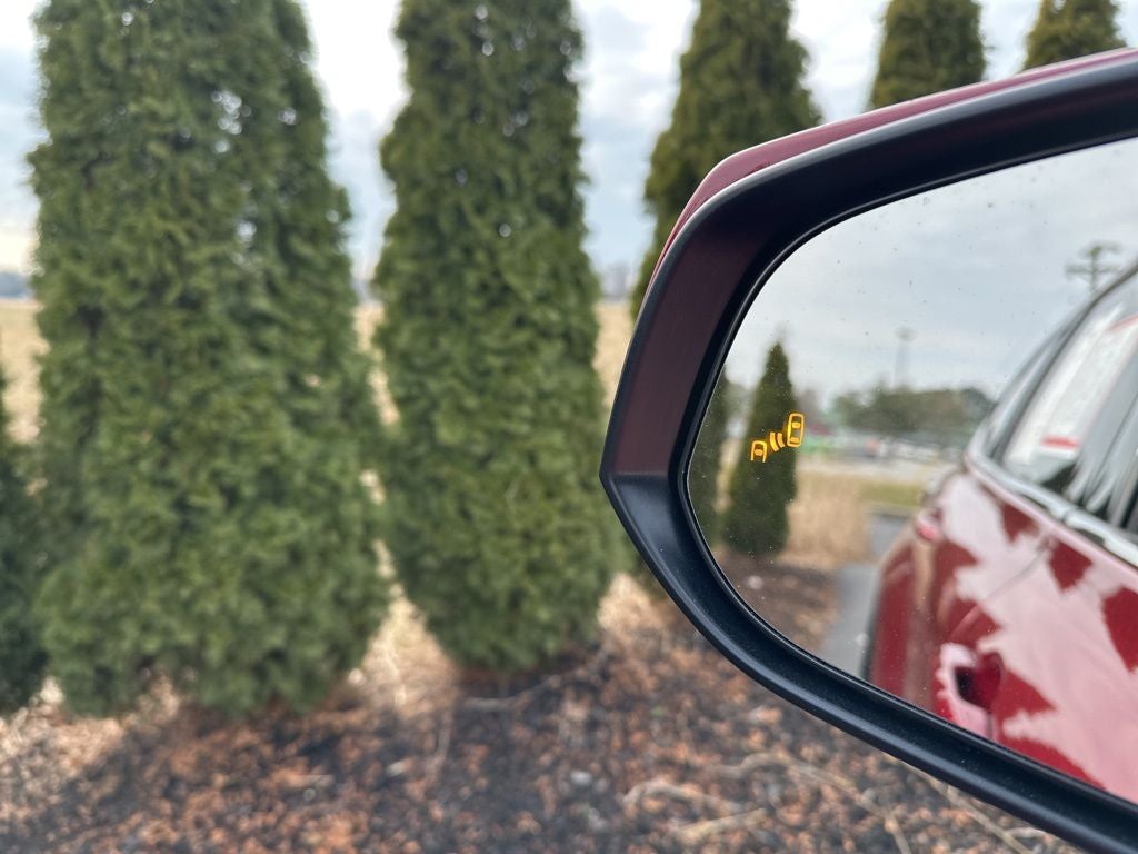 2025 Toyota Highlander Hybrid Platinum