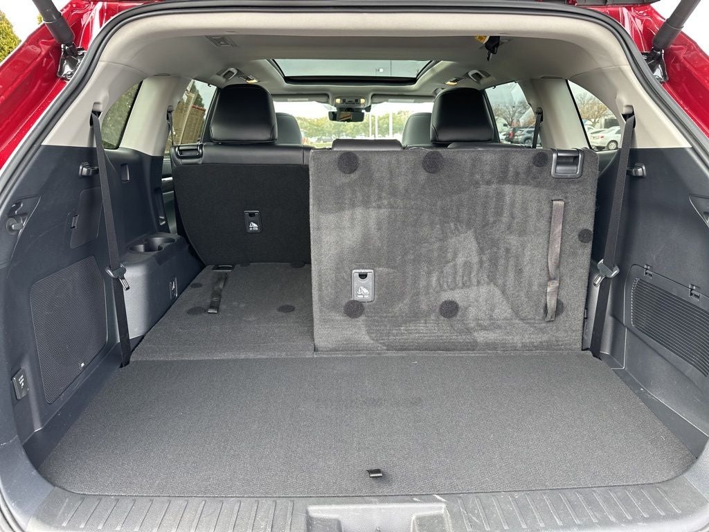 2025 Toyota Highlander Hybrid Platinum