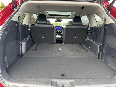 2025 Toyota Highlander Hybrid Platinum