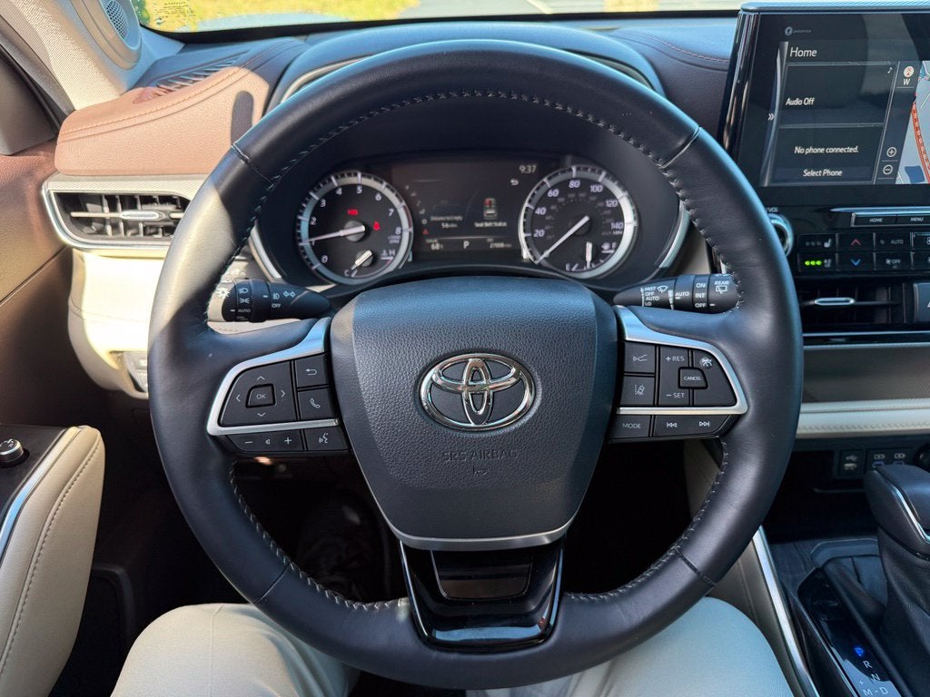 2022 Toyota Highlander Platinum