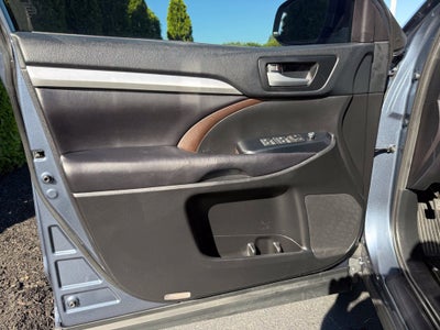 2019 Toyota Highlander Hybrid XLE