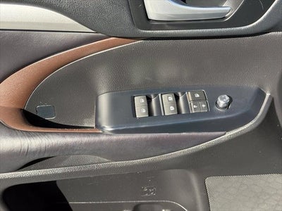 2019 Toyota Highlander Hybrid XLE