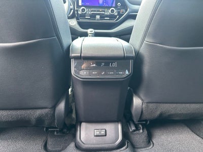 2025 Toyota Highlander XSE