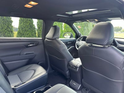 2025 Toyota Highlander XSE