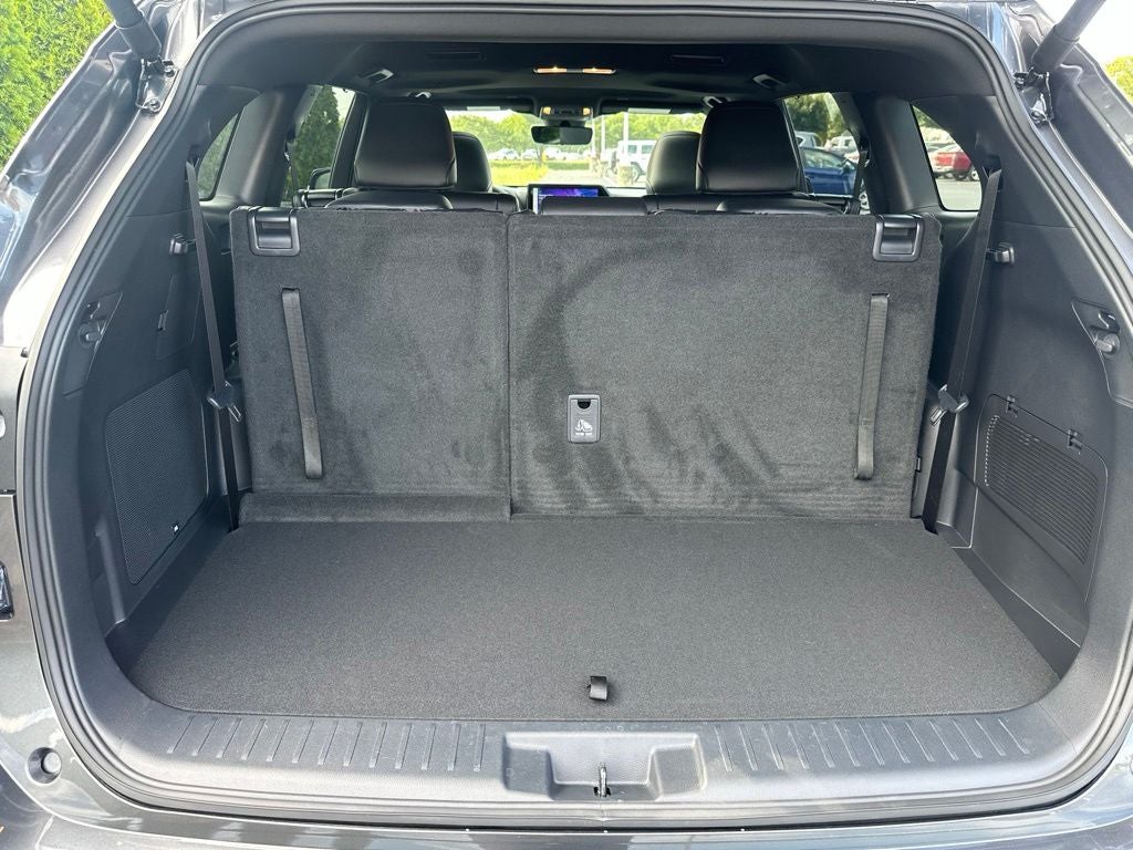 2025 Toyota Highlander XSE
