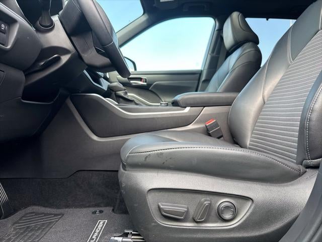 2025 Toyota Highlander XSE