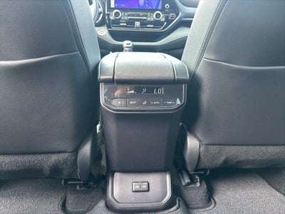 2025 Toyota Highlander XSE