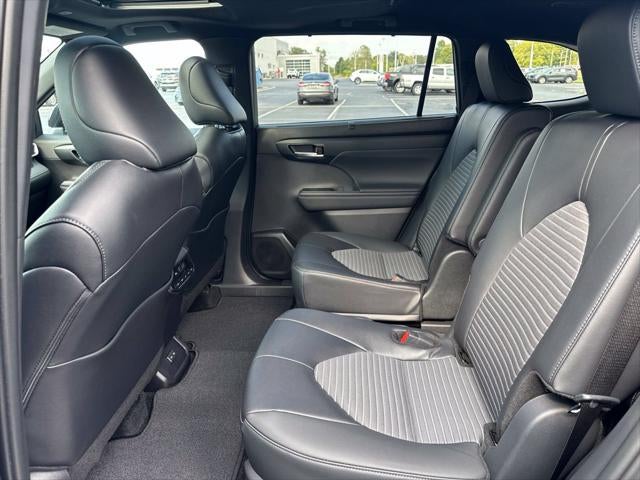 2025 Toyota Highlander XSE