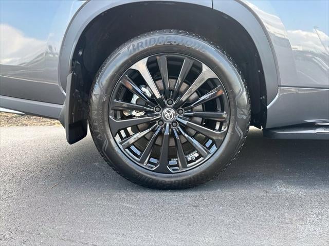 2025 Toyota Highlander XSE