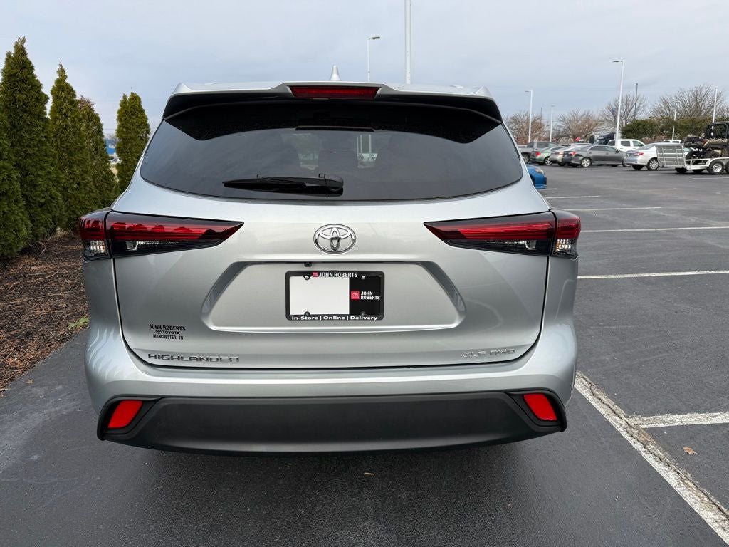 2024 Toyota Highlander XLE