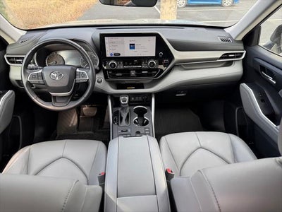 2024 Toyota Highlander XLE
