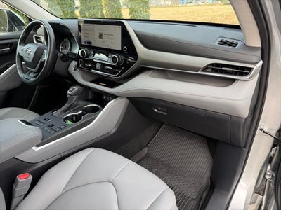 2024 Toyota Highlander XLE