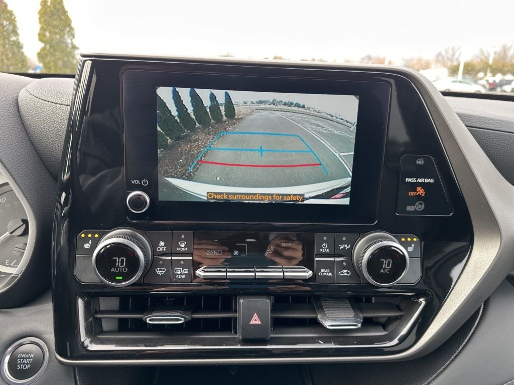 2025 Toyota Highlander XLE