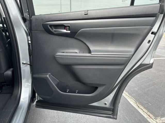 2025 Toyota Highlander XLE