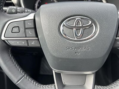 2025 Toyota Highlander XLE