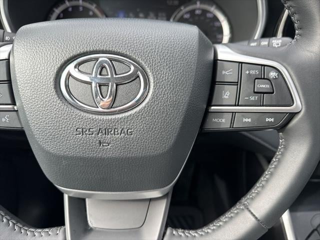 2025 Toyota Highlander XLE