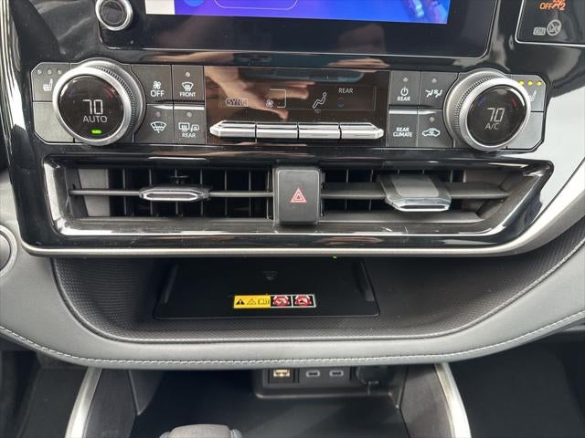 2025 Toyota Highlander XLE