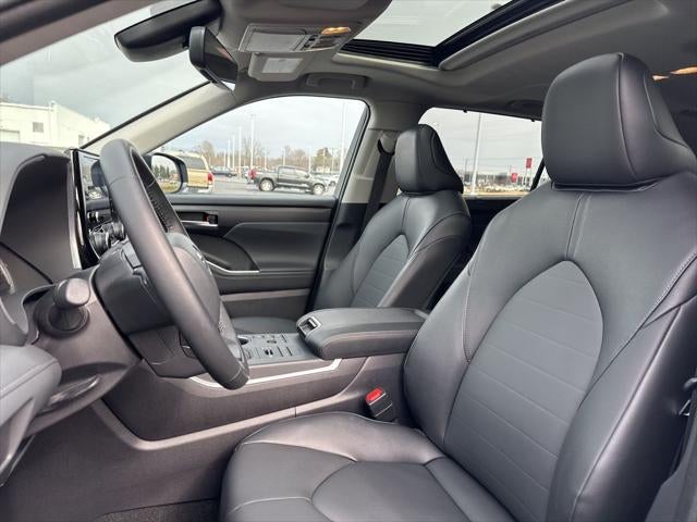 2025 Toyota Highlander XLE