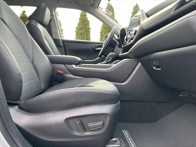 2025 Toyota Highlander XLE