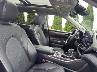 2023 Toyota Highlander Platinum