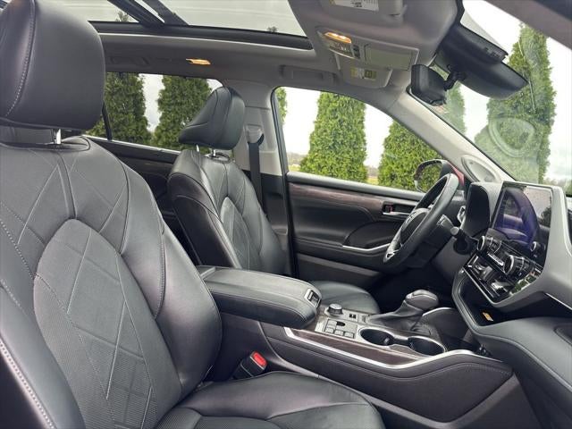 2023 Toyota Highlander Platinum