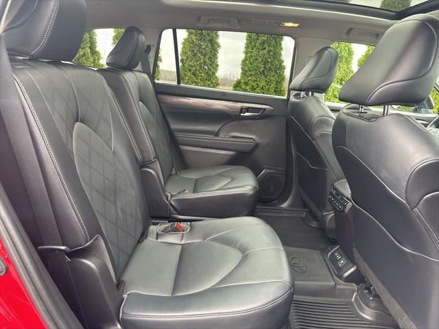 2023 Toyota Highlander Platinum