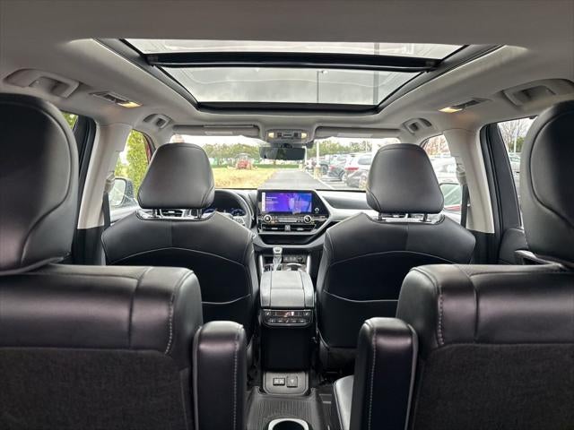 2023 Toyota Highlander Platinum