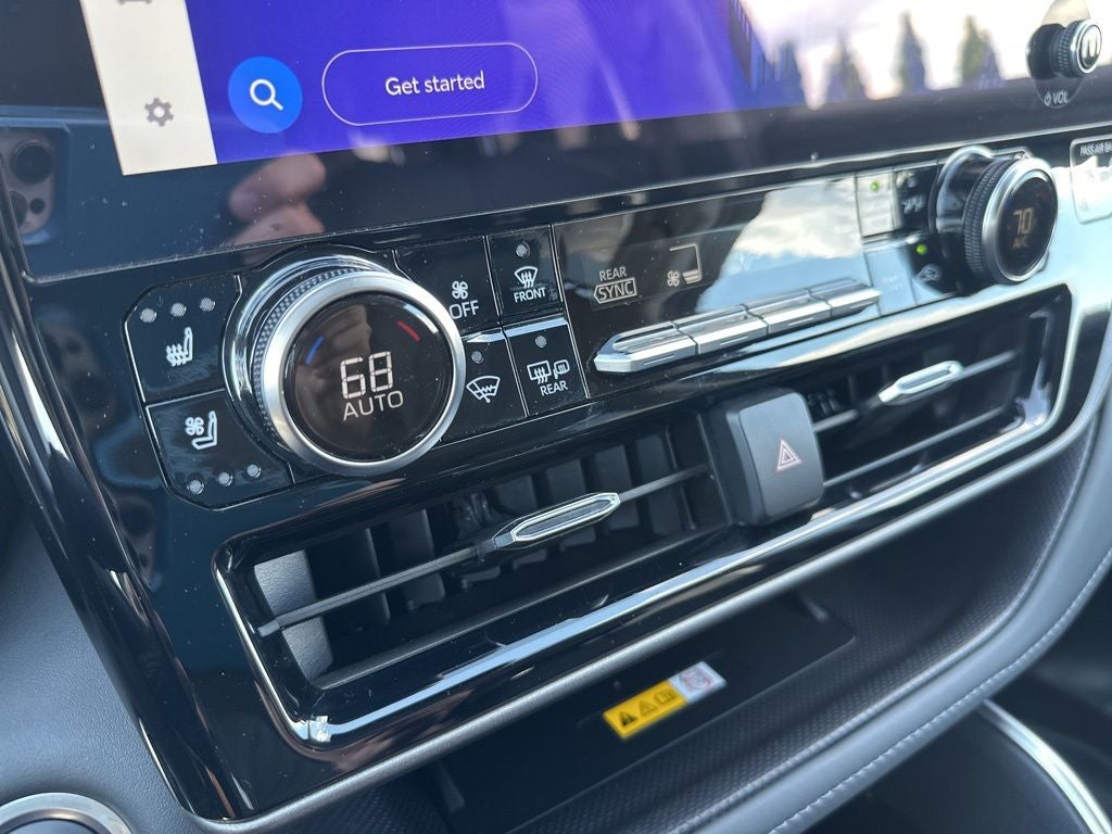 2025 Toyota Highlander Hybrid Limited
