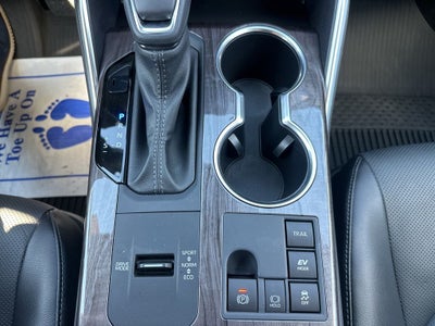2025 Toyota Highlander Hybrid Limited