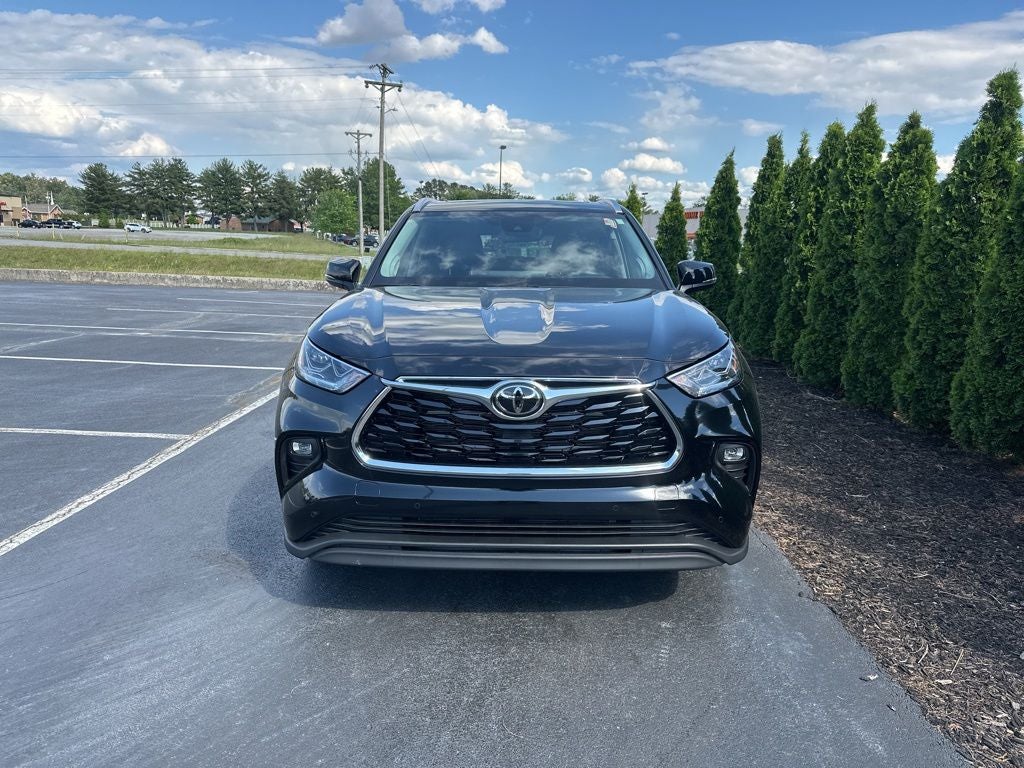 2025 Toyota Highlander Hybrid Limited