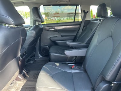 2025 Toyota Highlander Hybrid Limited