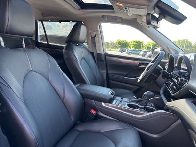 2025 Toyota Highlander Hybrid Limited