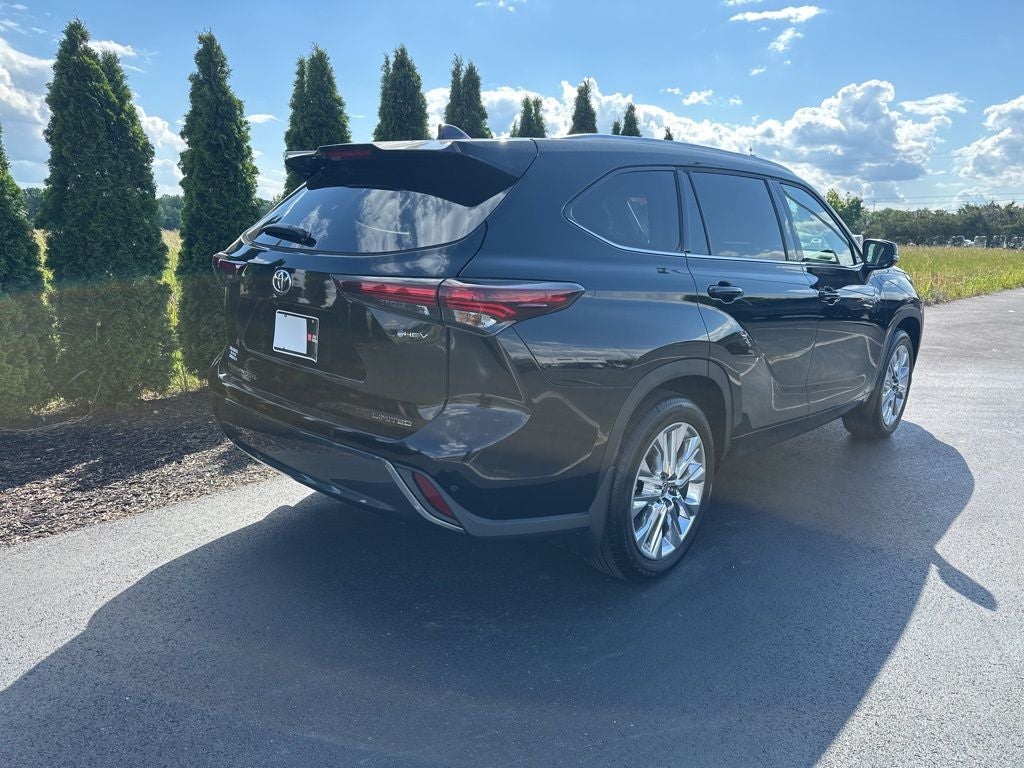 2025 Toyota Highlander Hybrid Limited