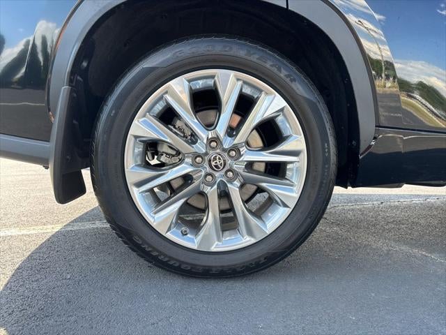 2025 Toyota Highlander Hybrid Limited