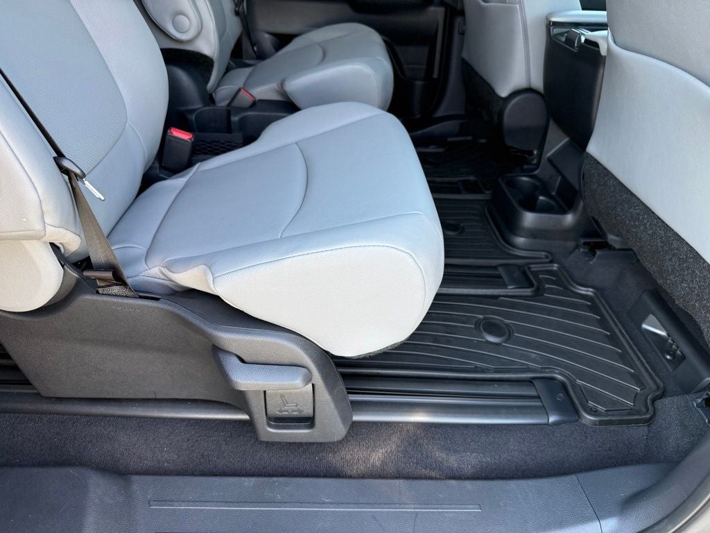 2026 Toyota Sienna XLE 7 Passenger