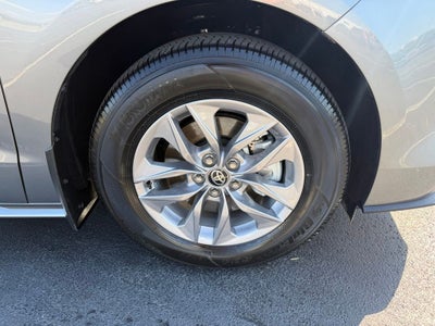 2026 Toyota Sienna XLE 7 Passenger