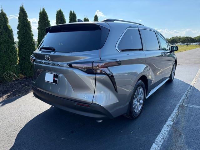 2026 Toyota Sienna XLE 7 Passenger